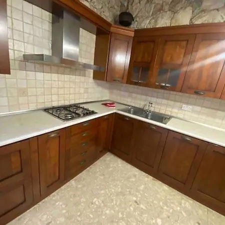 Lovely Large Maisonette Is-Swieqi
