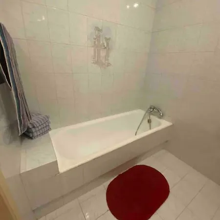 Lovely Large Maisonette Nyaraló Is-Swieqi